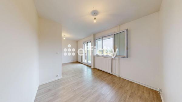 Appartement
         2 pièces
        - 48 m² Exclusivité 179 000 € *