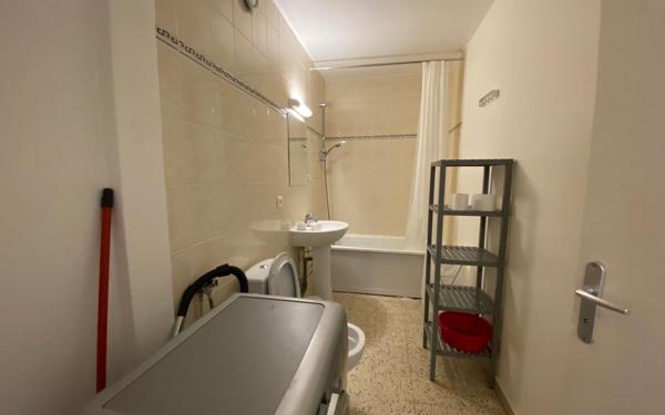 Appartement à louer    2 pièces • 46 m2 Gaillard