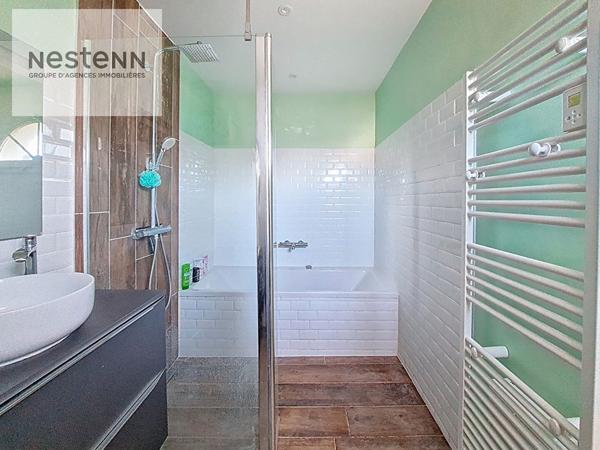 Maison familiale, SARAN, 5 chambres, lumineuse, beaux volumes, jardin et garage