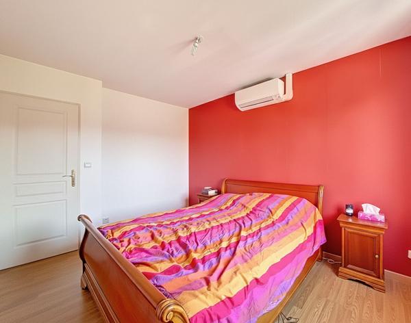 Maison familiale, SARAN, 5 chambres, lumineuse, beaux volumes, jardin et garage