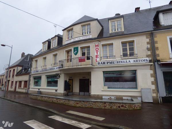 Centre ville, ancien hôtel, bar restaurant, comprenant :
Au sous sol : cave set chaufferie (fu...