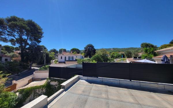 Maison à vendre    5 pièces •  Châteauneuf-les-Martigues