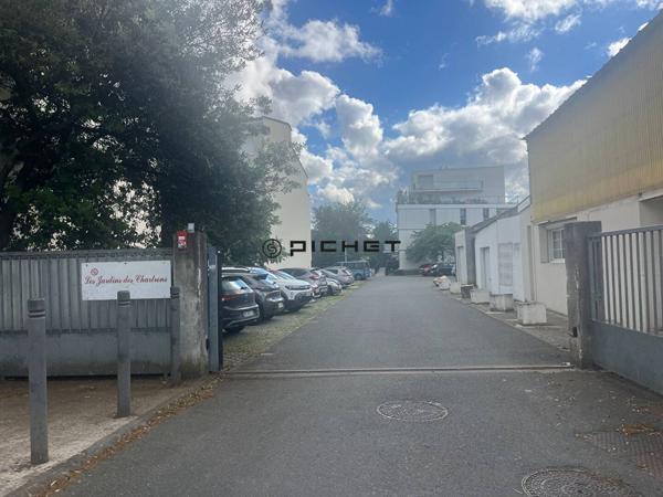 Autre BORDEAUX - 33300
