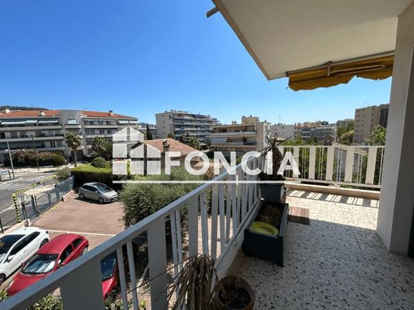 Location Appartement 3 pièces 72.3 m² - 72-74 BOULEVARD SADI CARNOT Le Cannet 06110