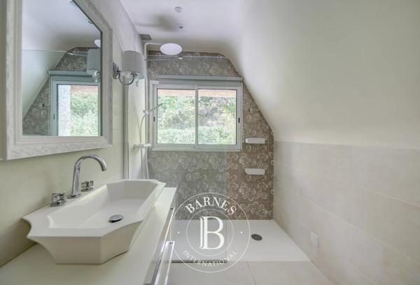 Saint-Nom-la-Bretèche, Maison 5 Chambres -  151 m² à vendre