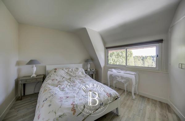 Saint-Nom-la-Bretèche, Maison 5 Chambres -  151 m² à vendre