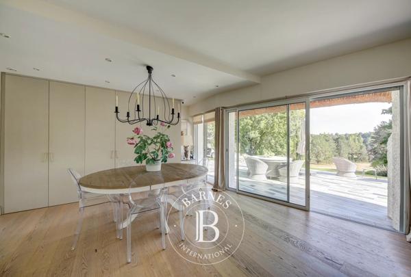 Saint-Nom-la-Bretèche, Maison 5 Chambres -  151 m² à vendre