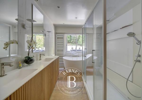 Saint-Nom-la-Bretèche, Maison 5 Chambres -  151 m² à vendre