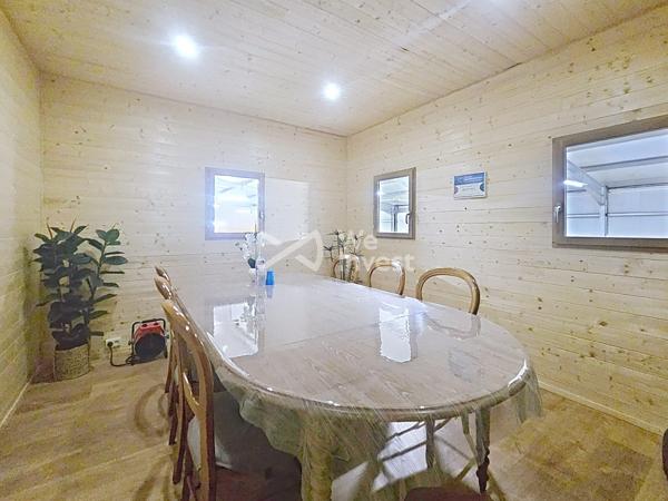 Entrepôt Commercial