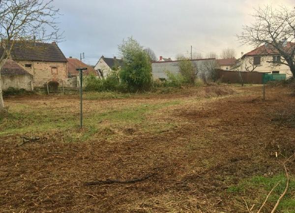 Terrain à vendre    720 m2 Domérat