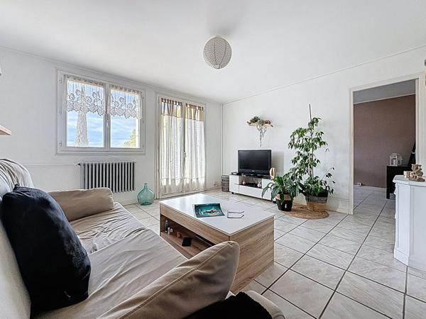 Appartement Orange 3 pièce(s) 61 m2