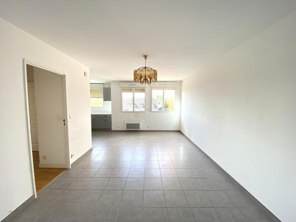 Appartement F3 récent , Coulommiers