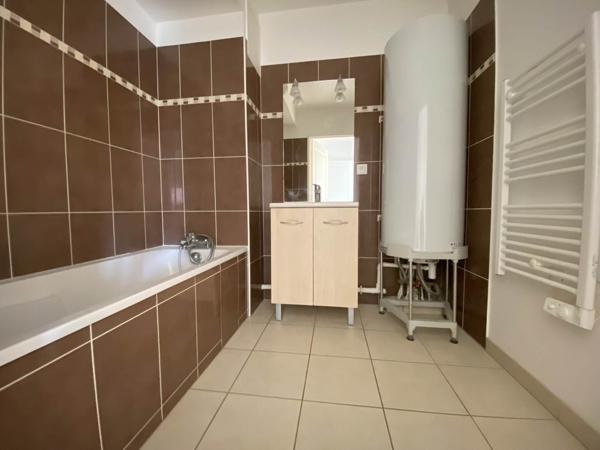 Appartement F3 récent , Coulommiers