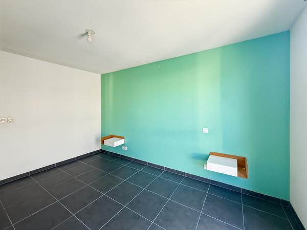 Appartement Aix En Provence 3 pièces - terrasse 58 m2 - Garage.