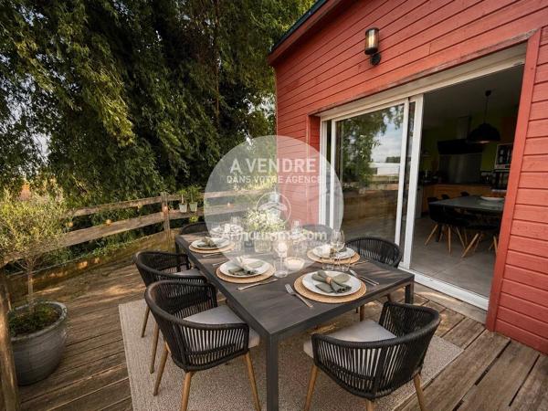 Vente                                                      Maison
                        
                     7 pièces                      191 m2                     à Le Loroux-Bottereau