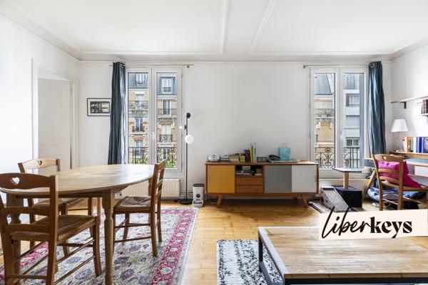 PARIS 20e – GAMBETTA | 2 PIÈCES DE CHARME AU DERNIER ÉTAGE