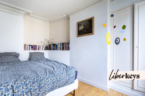 PARIS 20e – GAMBETTA | 2 PIÈCES DE CHARME AU DERNIER ÉTAGE