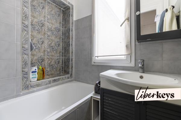 PARIS 20e – GAMBETTA | 2 PIÈCES DE CHARME AU DERNIER ÉTAGE