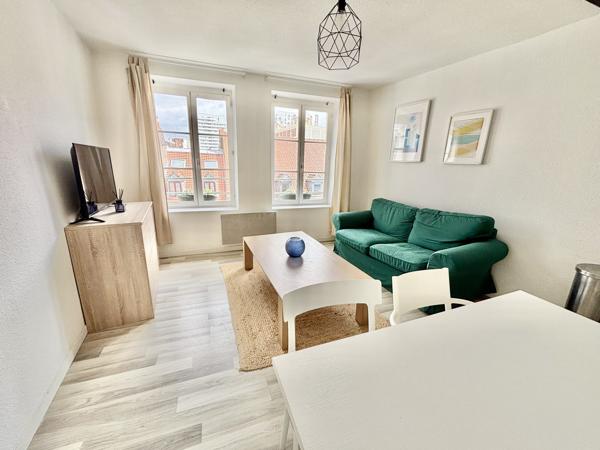 Bel appartement de type 2 entièrement rénové.