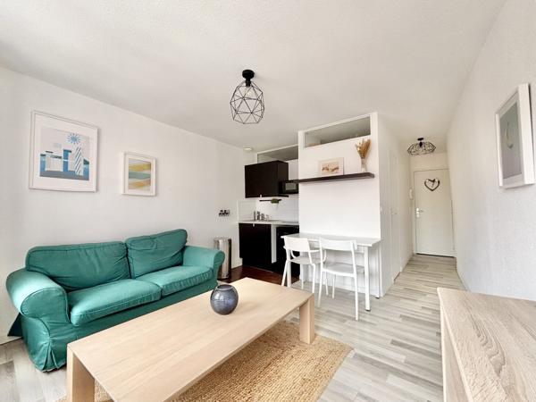 Bel appartement de type 2 entièrement rénové.