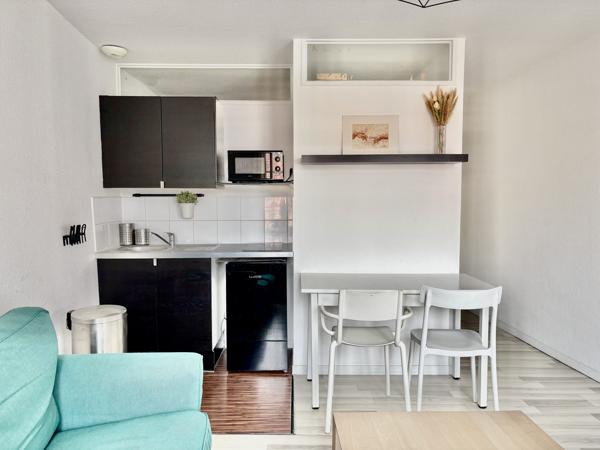 Bel appartement de type 2 entièrement rénové.