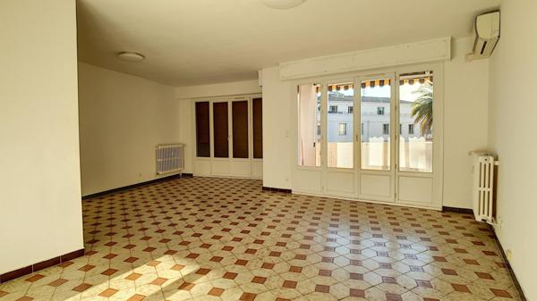 A Bandol, profitez d'un cadre de vie privilégié à deux pas de la mer!