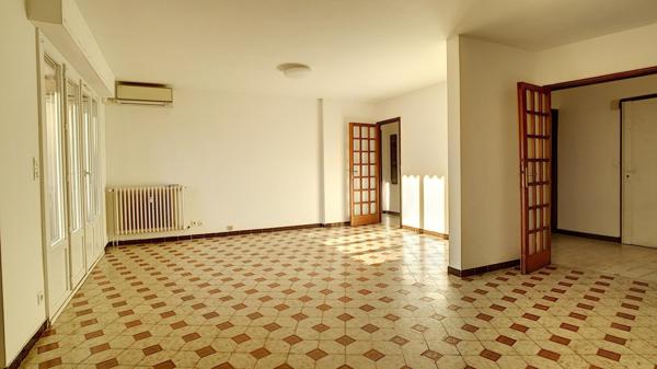 A Bandol, profitez d'un cadre de vie privilégié à deux pas de la mer!