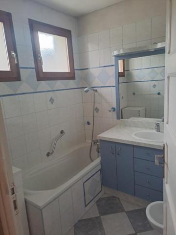 MAISON  80 m²  SAINT  JEAN DE MOIRANS