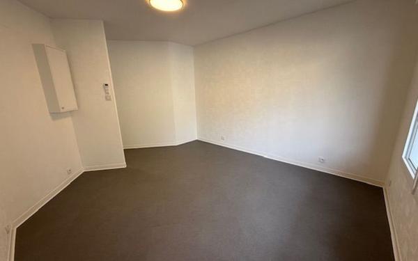 Appartement à louer    1 pièce •  Mont-de-Marsan