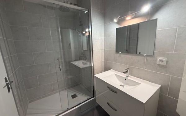 Appartement à louer    1 pièce •  Mont-de-Marsan