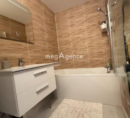 Appartement à MANTES-LA-JOLIE, 78200 - 3 pièces 65m²