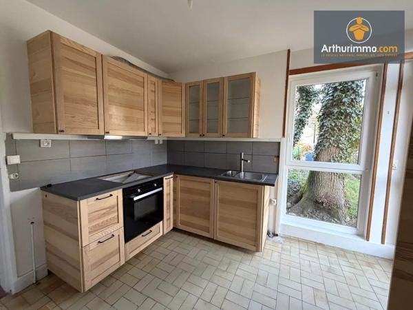 Location                                                      Maison
                        
                     3 pièces                      97 m2                     à Villers-sur-Coudun