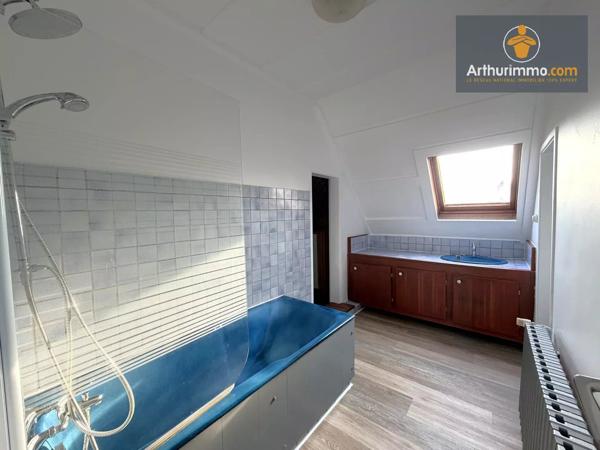 Location                                                      Maison
                        
                     3 pièces                      97 m2                     à Villers-sur-Coudun