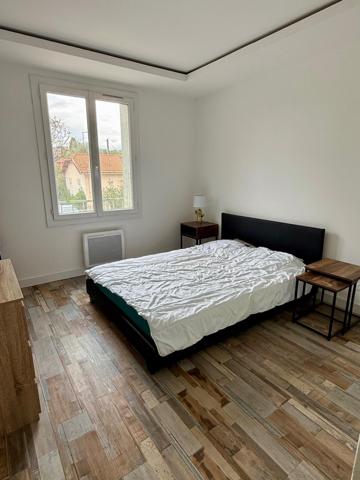 2 chambres et balcons au coeur de La Garde