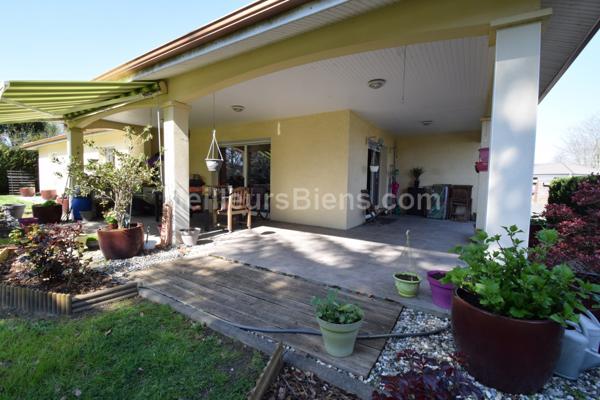 VIAGER occupé, 4pièces 148 m2, terrain 1722 m2