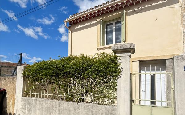 Maison à vendre    3 pièces •  Lapalud