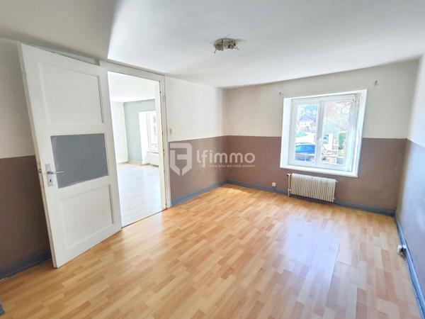 Maison + Dépendance avec Appartement à Willer-sur-Thur(68760)