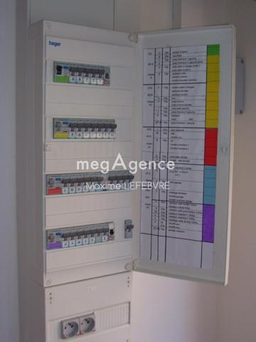 Immeuble à CANAPLES, 80670 - 205m²