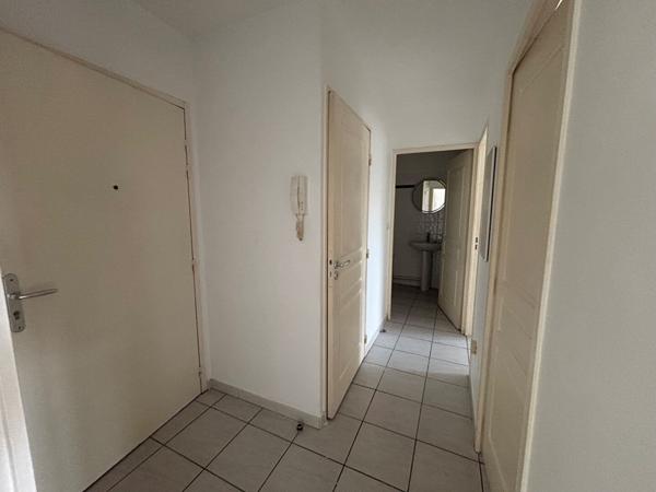 APPARTEMENT T2 46,46 m² AVEC TERRASSE