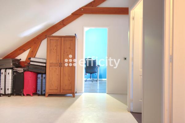 Maison 6 pièces - 141 m² Exclusivité efficity