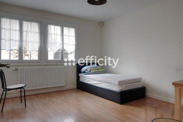 Maison 6 pièces - 141 m² Exclusivité efficity