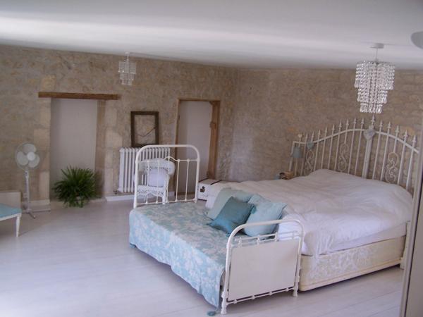 Elégante Maison de Maître avec 5 chambres d'hôtes Saint-Jean-d'Angély (17400)