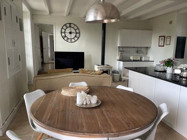 Elégante Maison de Maître avec 5 chambres d'hôtes Saint-Jean-d'Angély (17400)