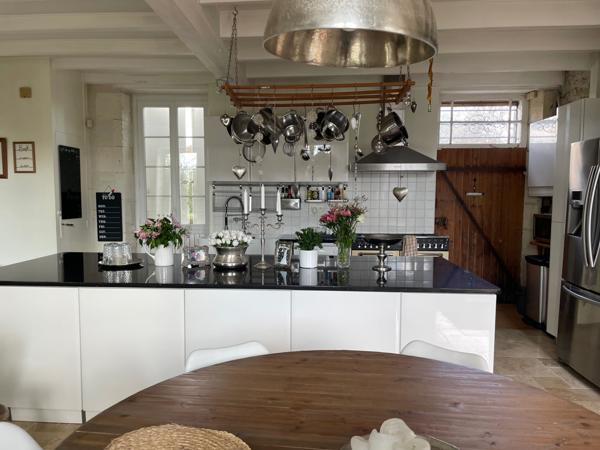 Elégante Maison de Maître avec 5 chambres d'hôtes Saint-Jean-d'Angély (17400)