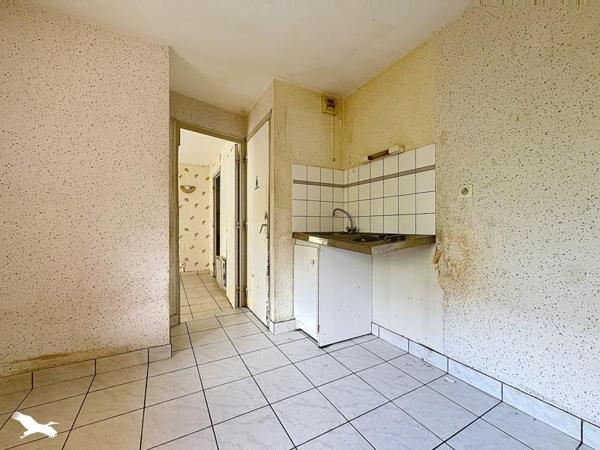 Appartement 56 000 € Brest 2 p 24 m² DPE F