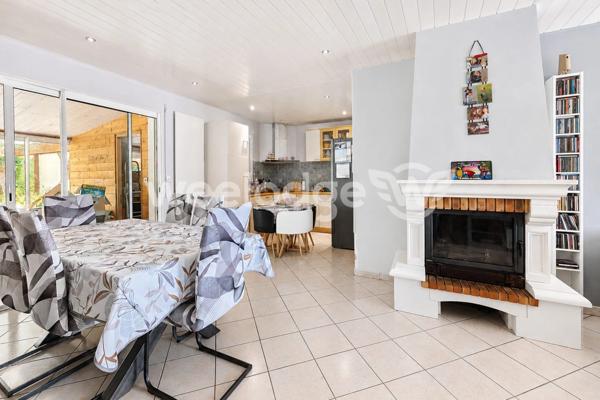 Maison à vendre 6 pièces de 121,48 m² à Mauves-sur-Loire