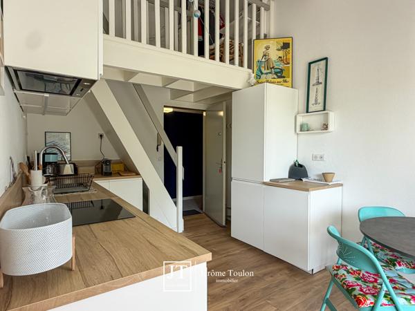 Appartement
                                                                                                                                                                                                                                                                                                                        3 pièce(s)                                                                                                                                                                                                          2 chambre(s)                                                                                                                                                                                                          34  m²