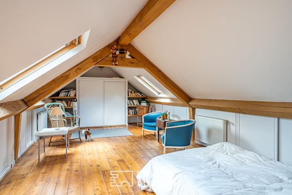 Spacieuse, modulable et intimiste propriété familiale au coeur d’un environnement privilégié – Aigremont