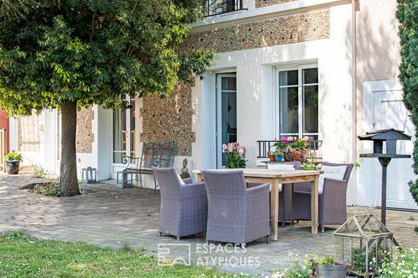 Spacieuse, modulable et intimiste propriété familiale au coeur d’un environnement privilégié – Aigremont