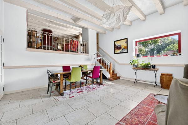 Maison de charme du 19 ème siècle entièrement restaurée avec jardin et piscine. Bassilac